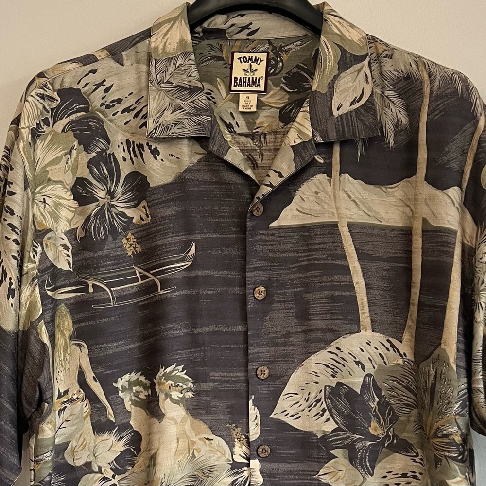 🌴 Tommy Bahama 100% Silk Hawaiian Shirt XL | Scenic Print Resort Wear